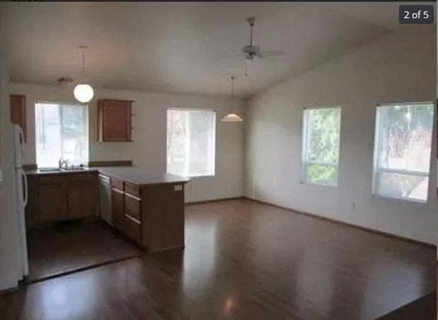 Floor plan for 2 beds, 1 bath, 900 sqft